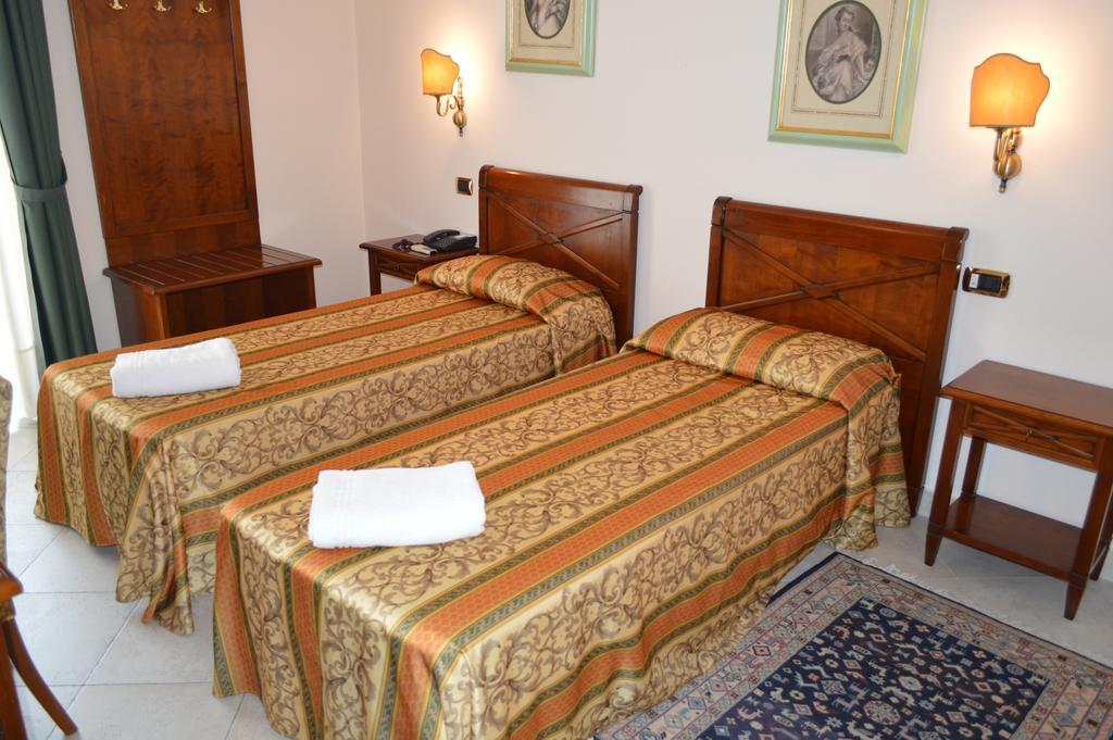 Hotel Delle Palme Falcone Room photo